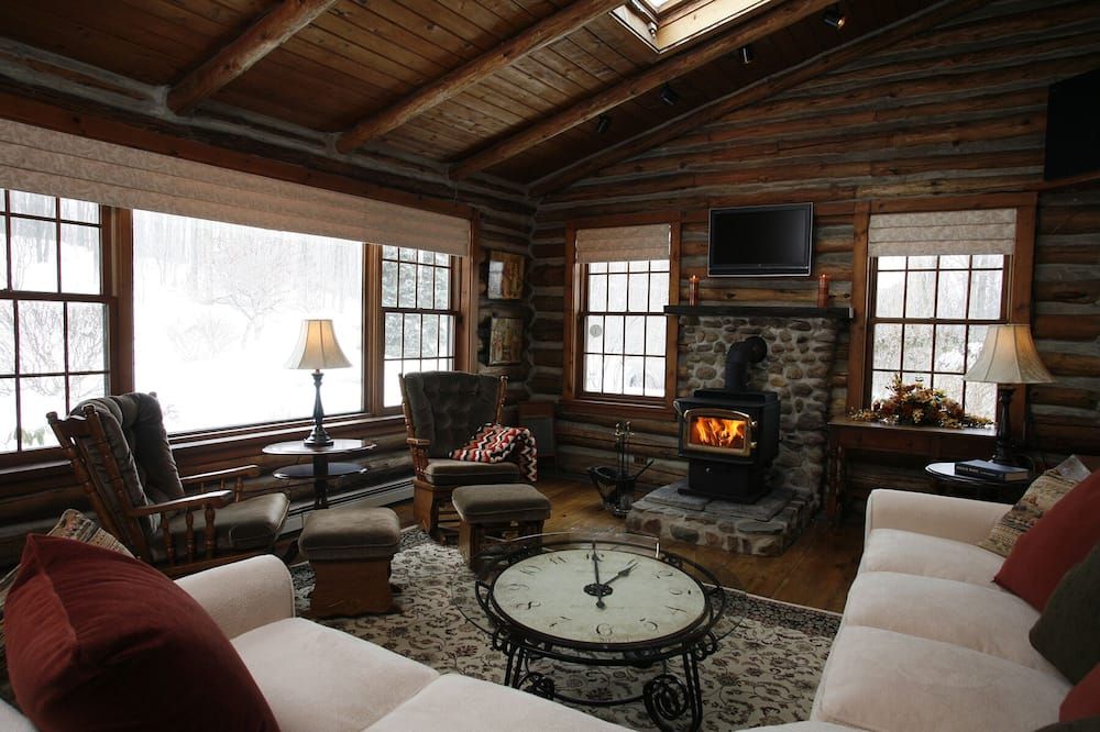 Chalet of Canandaigua - Canandaigua - Huiskamer