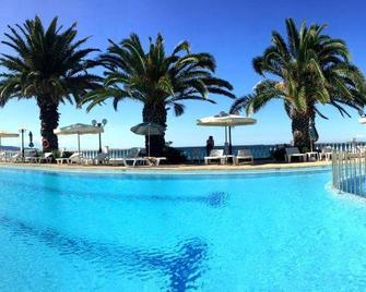 Paradise Beach Hotel - Argassi - Pool