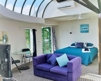 Parklane Motor Lodge - Auckland - Living room