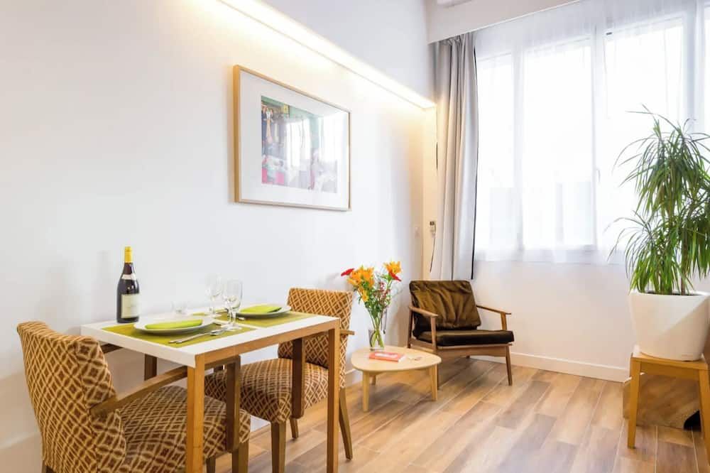 Lyon Urban Cocoon Gîte urbain eco-responsable - ליון - חדר אוכל