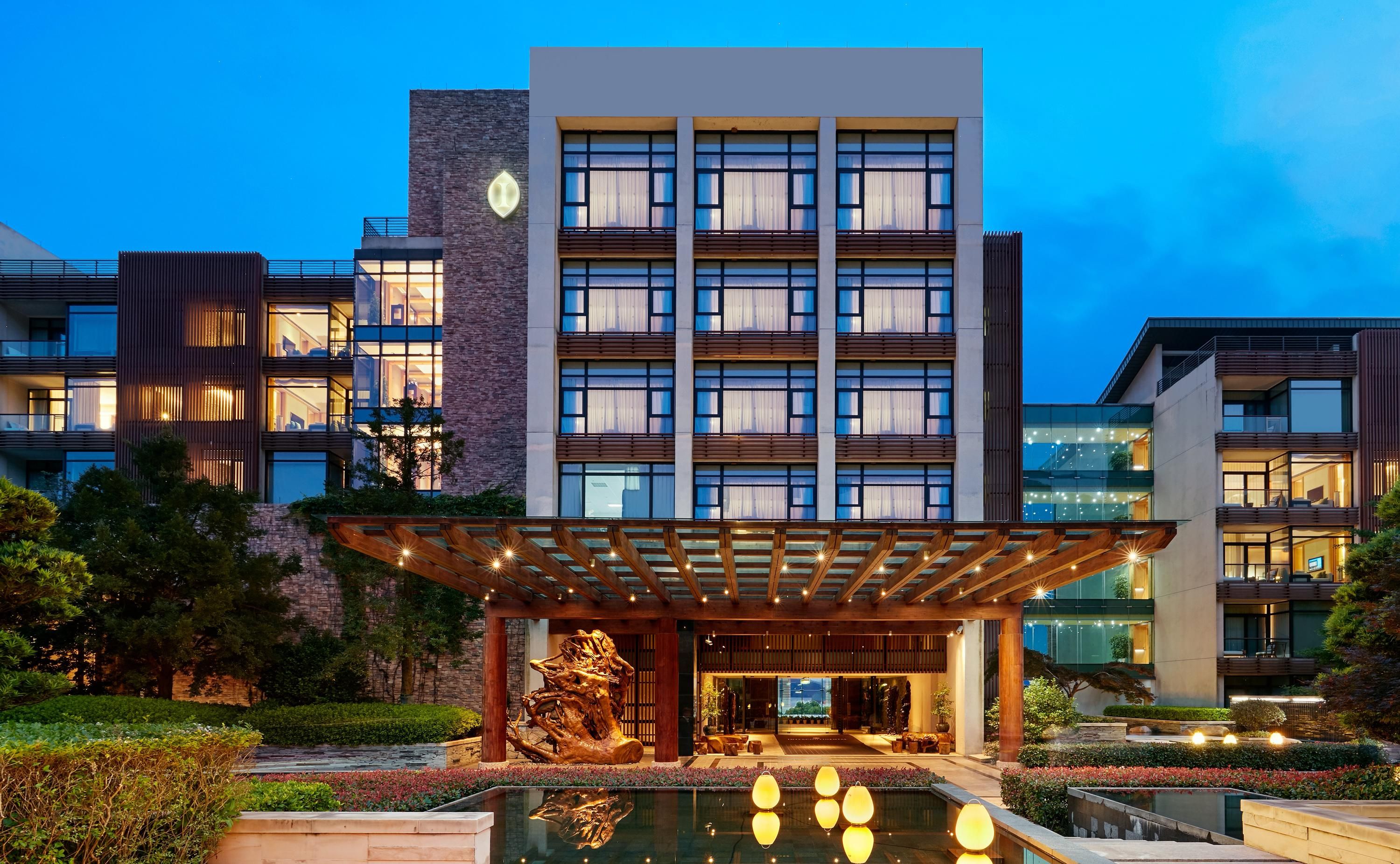 إنتركونتيننتال وان توساند أيلاند ليك ريزورت بي آيتش جي