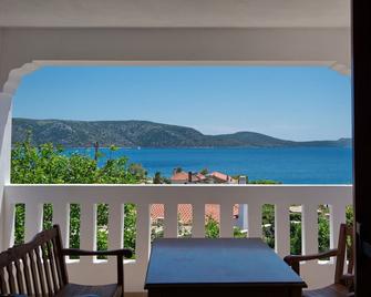 Pelagos Villas - Alonnisos - Balkon