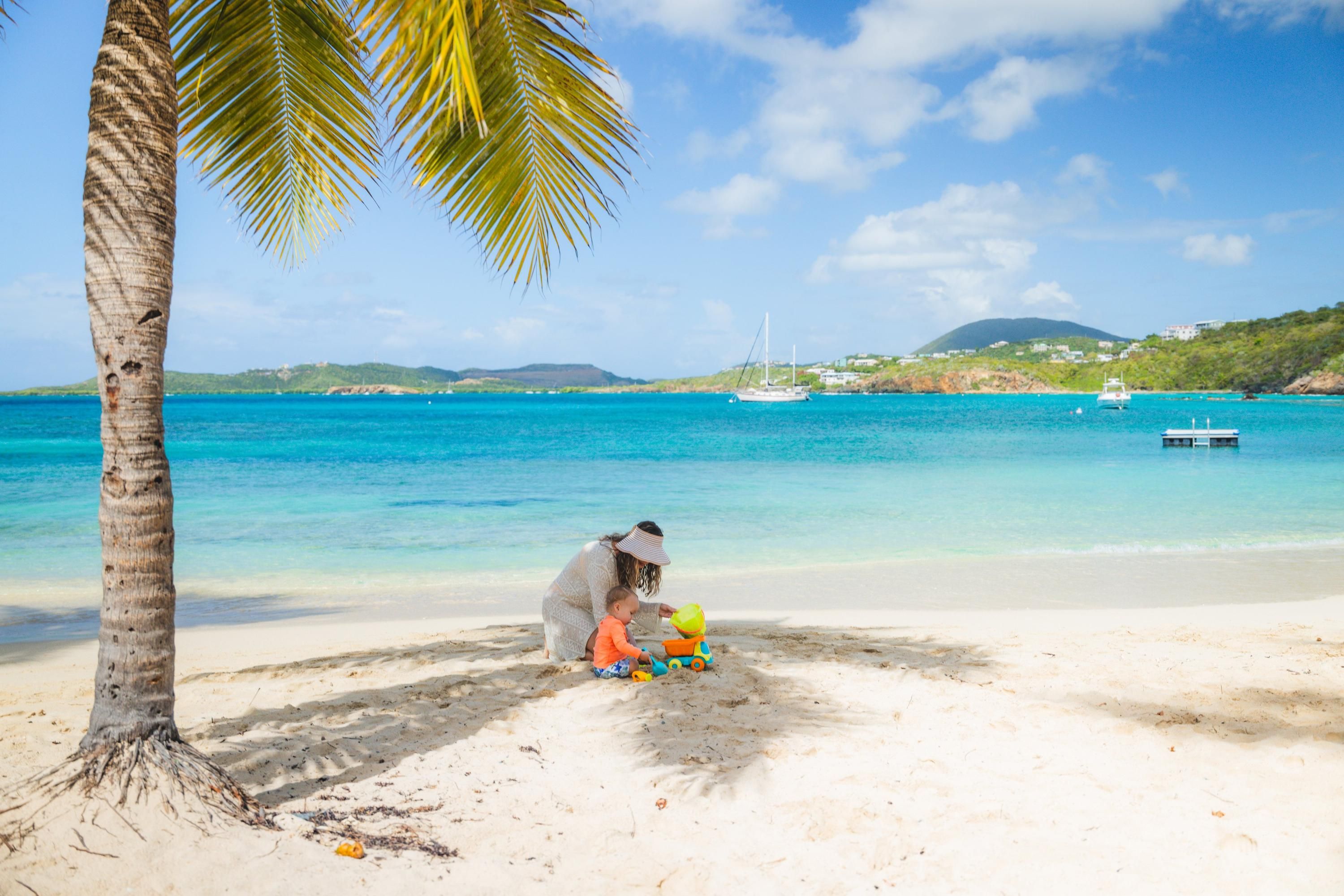 سيكريت هاربر بيتش ريزورت - سانت ثوماس (فيرجين أيلاندس, ا.س) - شاطئ