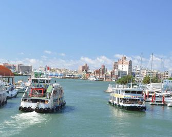Watermark Hotel - Sizihwan - Kaohsiung City - Outdoor view