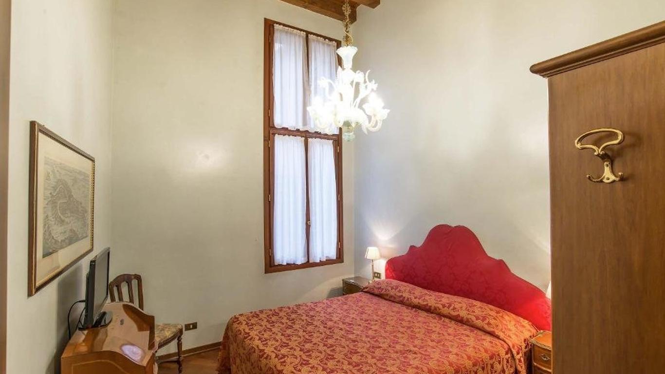 Hotel Piccola Fenice