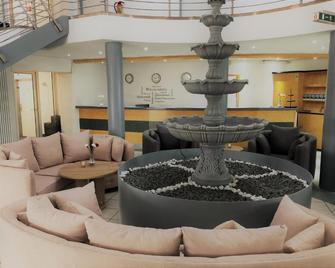 A&M Hotel Barsinghausen - Basche - Lounge