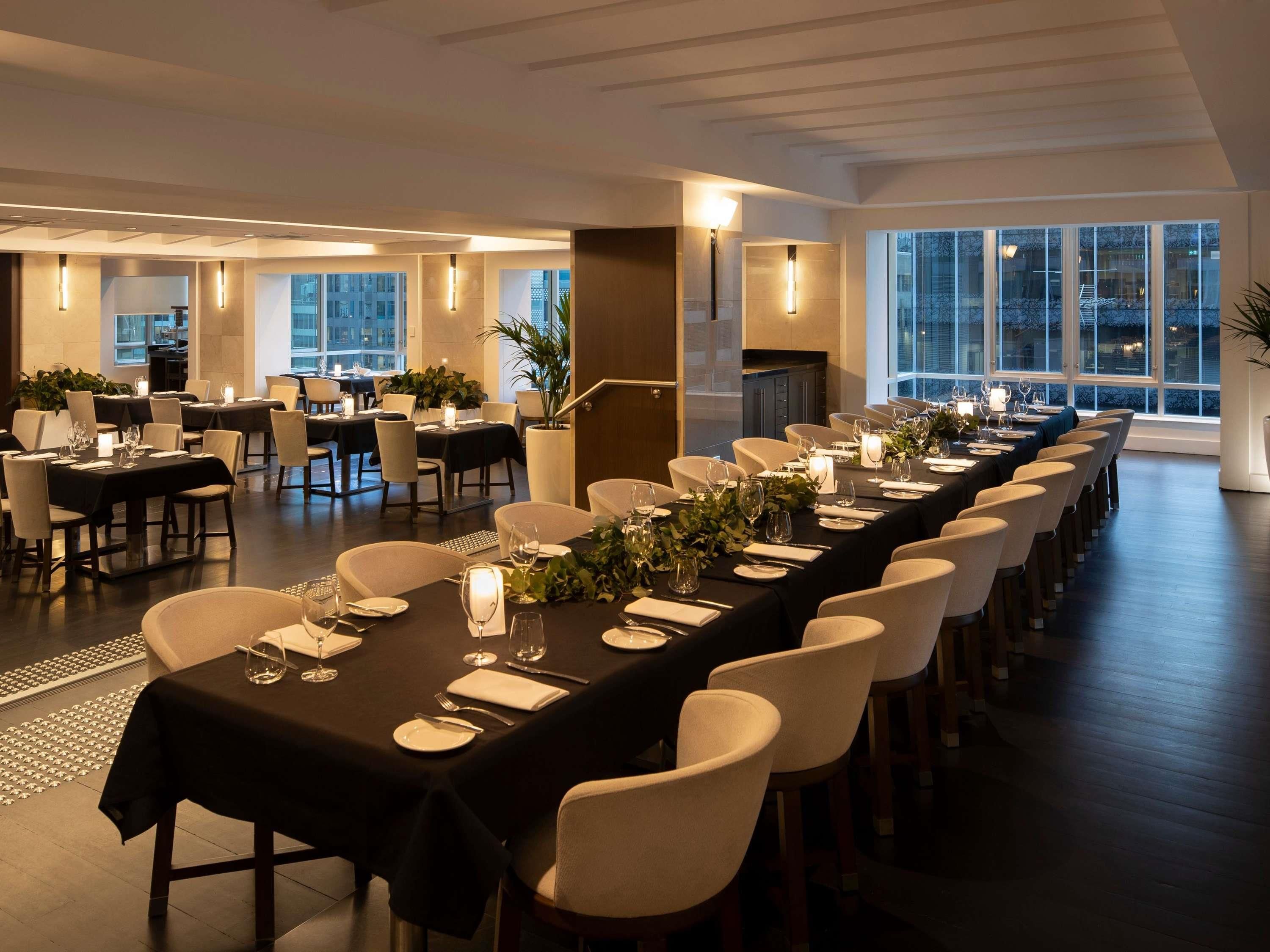 سويسوتل سيدني - سيدني - مطعم