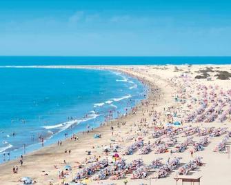 Apartamentos Amazonas - Maspalomas - Playa