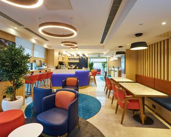 Holiday Inn Express Istanbul - Airport Arnavutkoy By IHG - Istanbul - Building