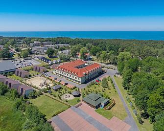 Hotel Delfin Spa & Wellness - Dąbki - Gebäude