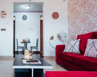 Sakura 2br1b - Kampala - Living room