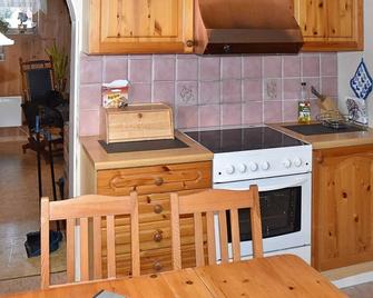 8 Person Holiday Home in Eidsvag - Molde - Kjøkken