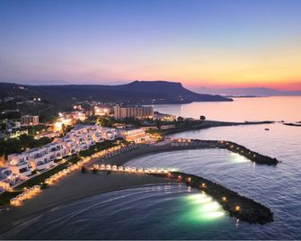 Knossos Beach Bungalows Suites Resort & Spa - Kokkini Hani