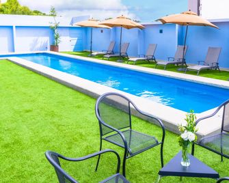NH Puebla Finsa - Puebla City - Svømmebasseng