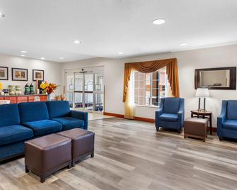 Quality Inn Near Interstate I94 - New Buffalo - Lobby