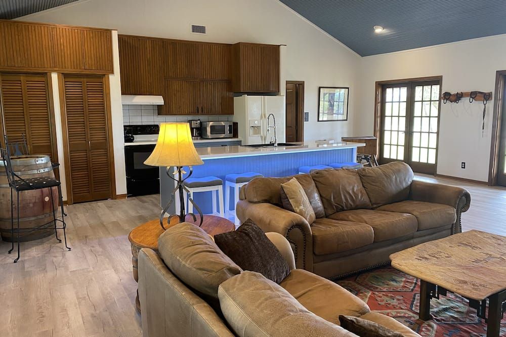 Wolf Creek Guest Ranch - Fredericksburg - Soggiorno