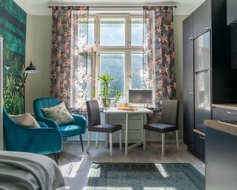 Pieni ja valoisa yksiö sisäpihan rauhassa! - Hèlsinki - Habitació