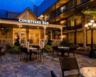 Best Western Plus Westbank - Harvey - Terasa
