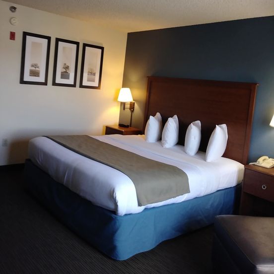 AmericInn by Wyndham Windsor Ft. Collins image 1