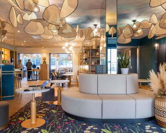 ibis Styles Pontivy Centre Bretagne - Pontivy - Lounge