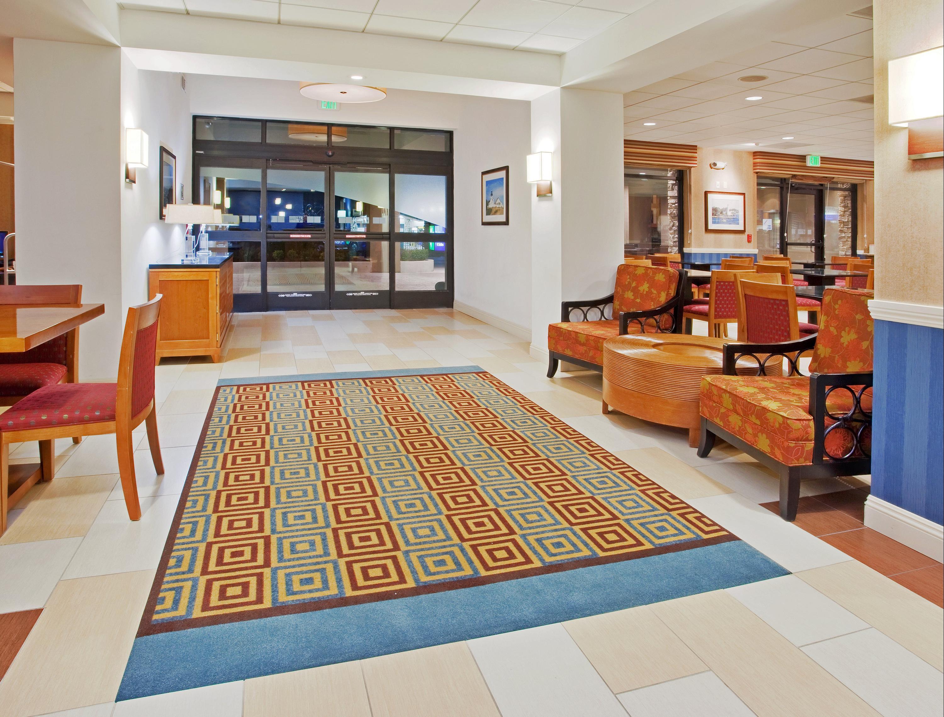 Holiday Inn Express Hotel Suites Santa Cruz An IHG Hotel from