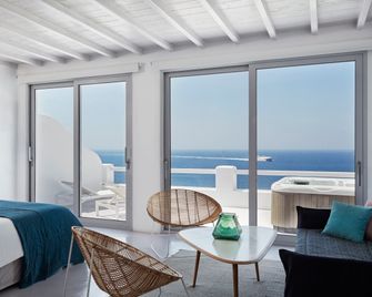 Kouros Hotel & Suites - מיקונוס - מרפסת