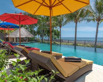 In Balance Resort - Pool View Villa 3 - Banjar - בריכה