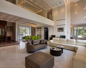 U Rivergate Resort & Spa, Karjat - Karjat - Aula