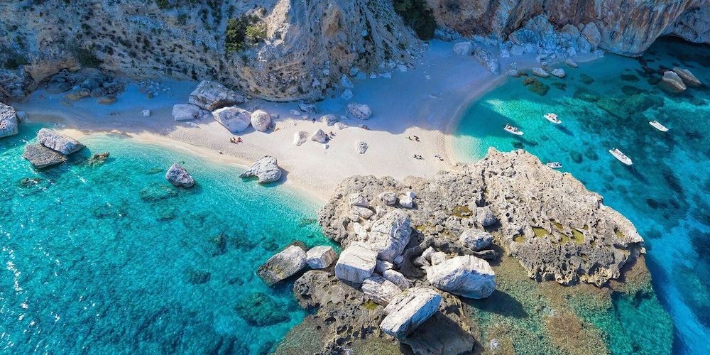 Hotel Ristorante La Conchiglia - Cala Gonone - Gebäude