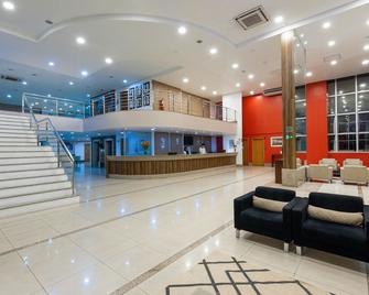 Blue Tree Premium Manaus - Μανάους - Σαλόνι ξενοδοχείου