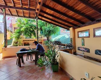 Hostel Manaus - Manaus - Balcony