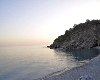 Baia Santa Maria - Cittadella del Capo - Pláž