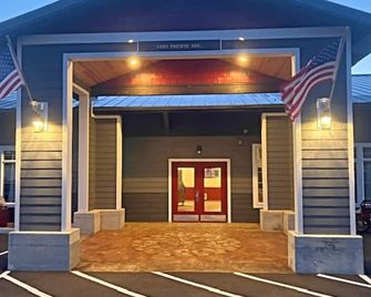 The Fireside Inn - Long Beach - Building