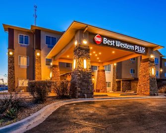 Best Western Plus Seminole Hotel & Suites - Seminole - Edificio