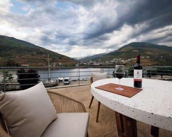 Hotel Folgosa Douro - Armamar - Varanda