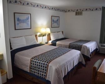 Osseo Inn - Osseo - Bedroom