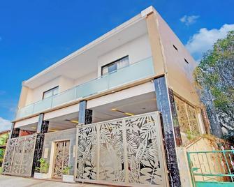 Hotel O Harvest Inn Syariah - Purwokerto - Building