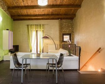 Il Giardino del Saraceno House - Piazza Armerina - Dining room