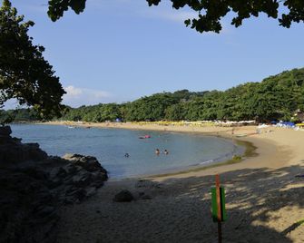 Suites Paquetá Ilhabela - Ilhabela - Strand
