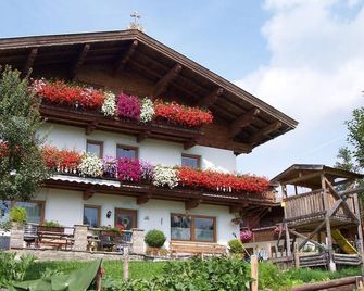 Vacation apartment Spielberg - Elsbichl Farm - Fieberbrunn - Gebouw