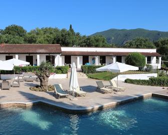 Summer Wine Friendly Resort - Kato Korakiana - Pool