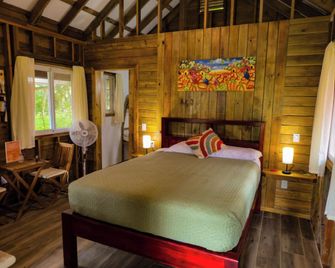 Toucan Hill Lodge - Bocas del Toro