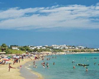 Amaryllis Beach Hotel - Chrisi Akti - Beach