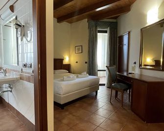 Hotel Villa Venus - Atena Lucana - Schlafzimmer