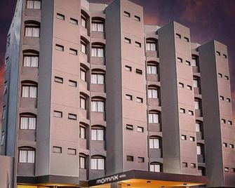 Momax Hotel - Marília - Edificio