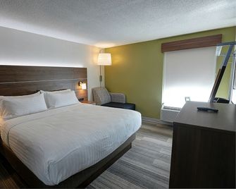 Holiday Inn Express & Suites Toronto Airport West By IHG - Mississauga - Soveværelse