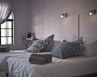 Sweet Thorn Retreat Airport Lodge - Voigtland