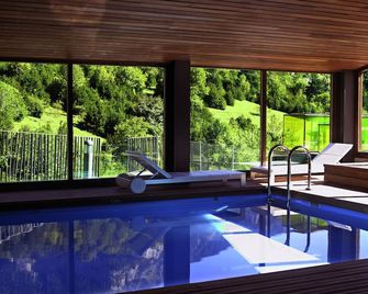 Hotel Santa Cristina Petit Spa - קאנפראנק - בריכה