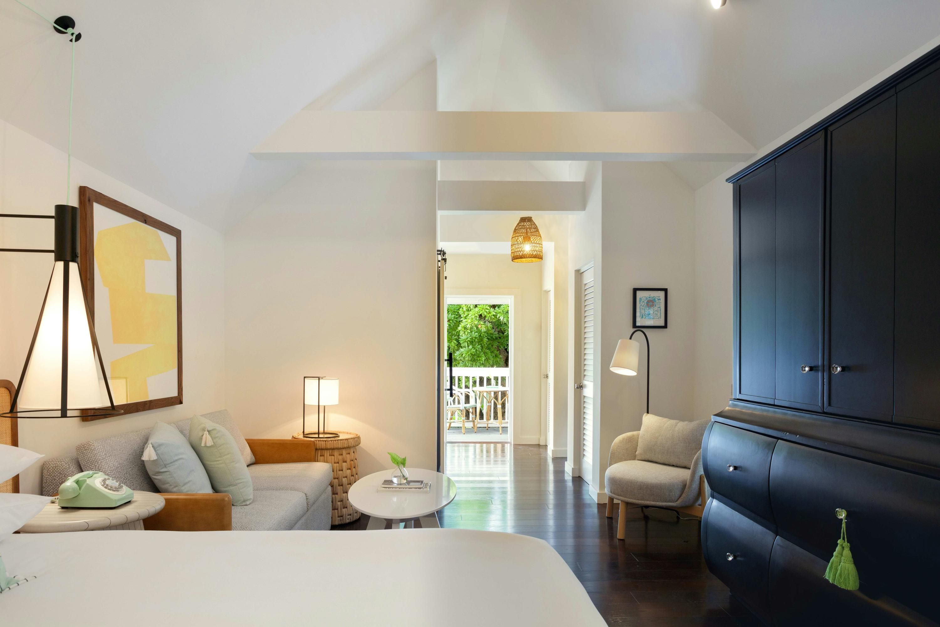 Winslow's Bungalows - Key West Historic Inns - Key West - Living room