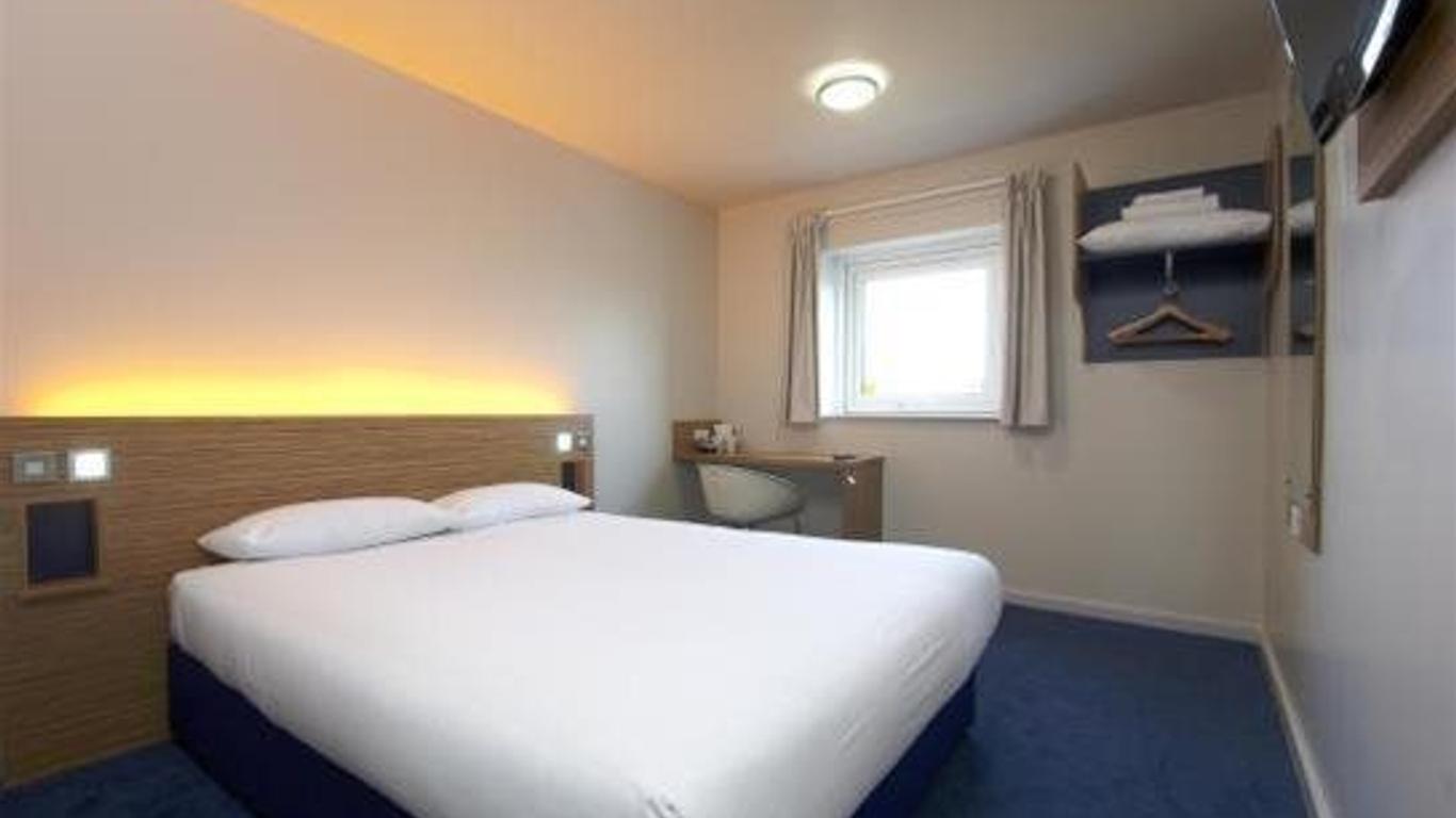 Travelodge Stirling M80